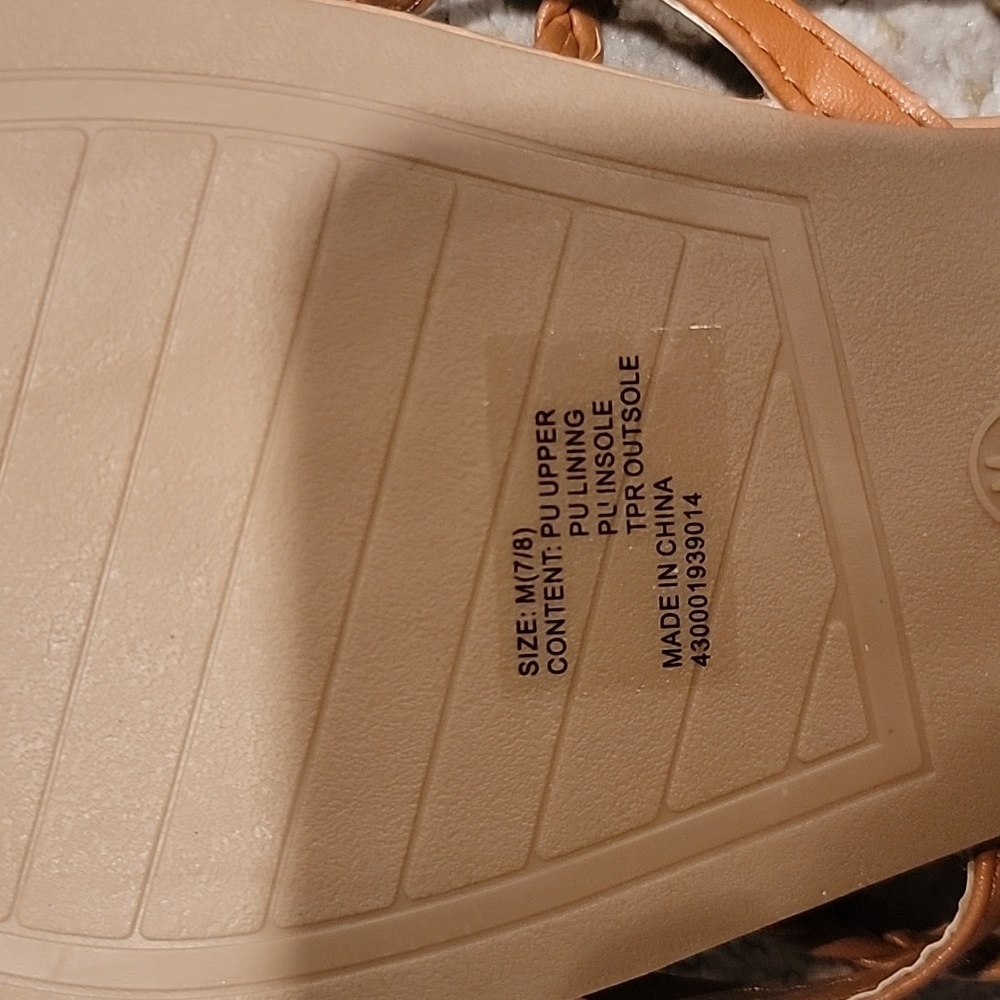 Bobbie Brooks Women's Sandals - Picture 4 of 8